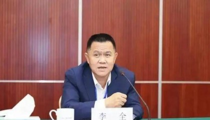 肆无忌惮靠金融吃金融，新华保险原董事长李全被公诉