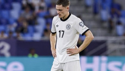 世预赛-斯特雷莱茨传射 7成控球德国0-2斯洛伐克3连败