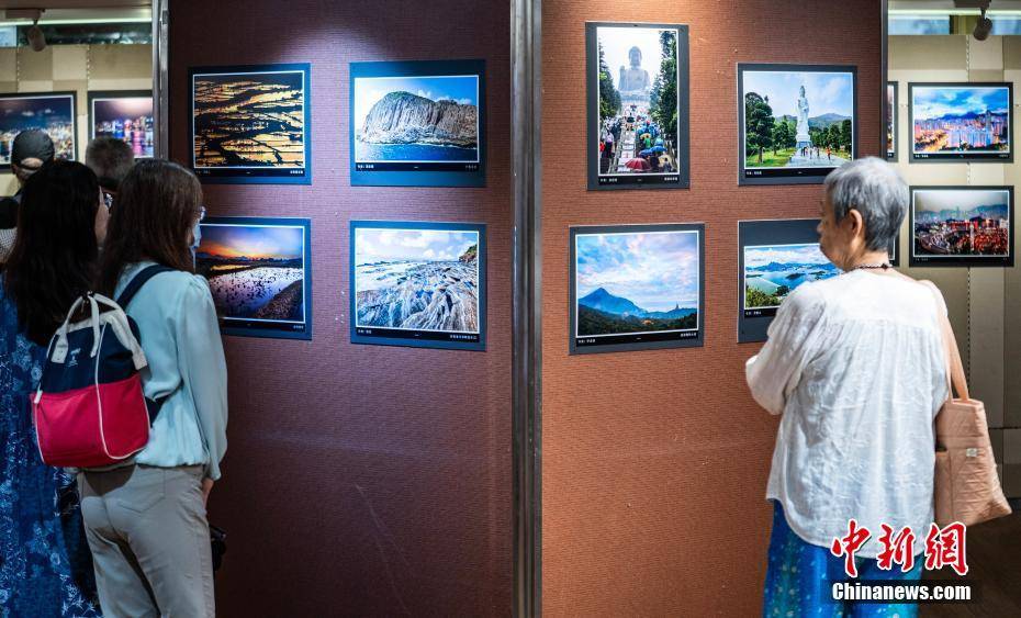 香港风光摄影展开幕 展示香港“摄”人魅力