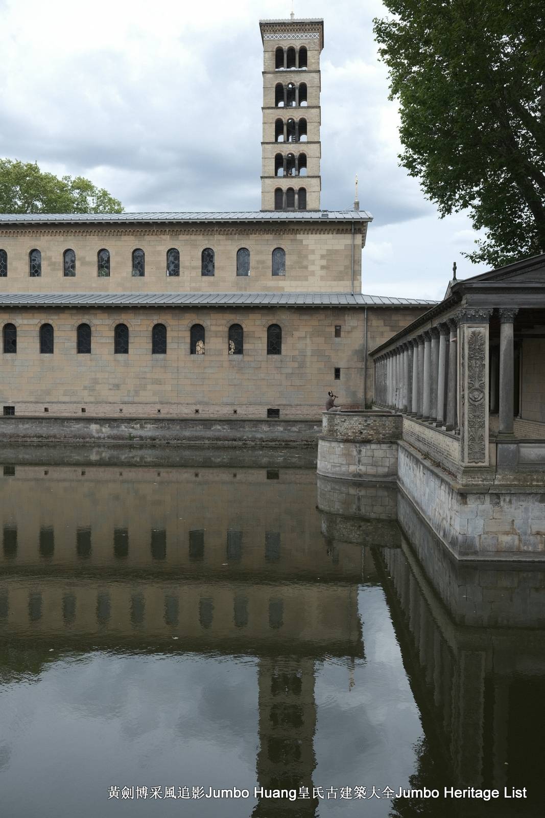 波茨坦温伯格街凯旋门